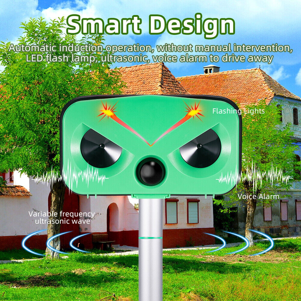 Ultrasonic Outdoor Animal Repeller, Outdoor Solar Powered Animal Repeller Waterproof with Motion Sensor & Flashing Light